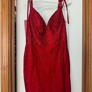 Glamorous Scarlet Mini Dress with Rhinestones